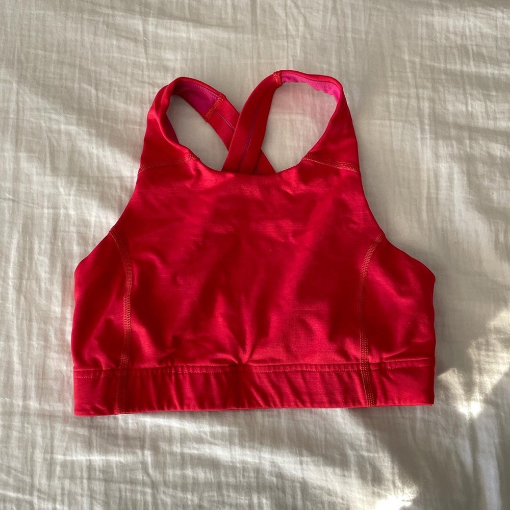 OUTDOOR VOICES cross back sports bra in red. Size XS